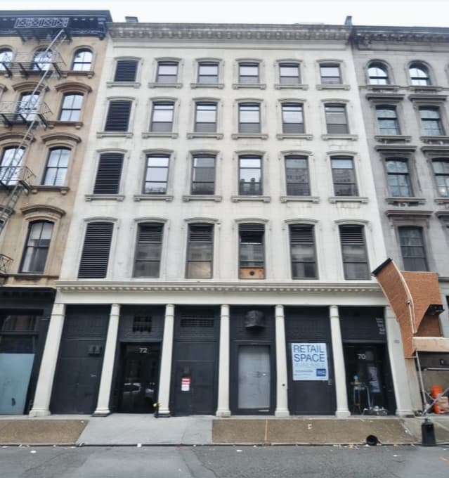 72 Reade Street Retail sold for $18M - Investment Sale (2015) to ML7 (NJ) in Tribeca - Skyline Properties NYC commercial real estate